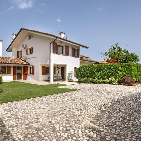 Stelis By Interhome *